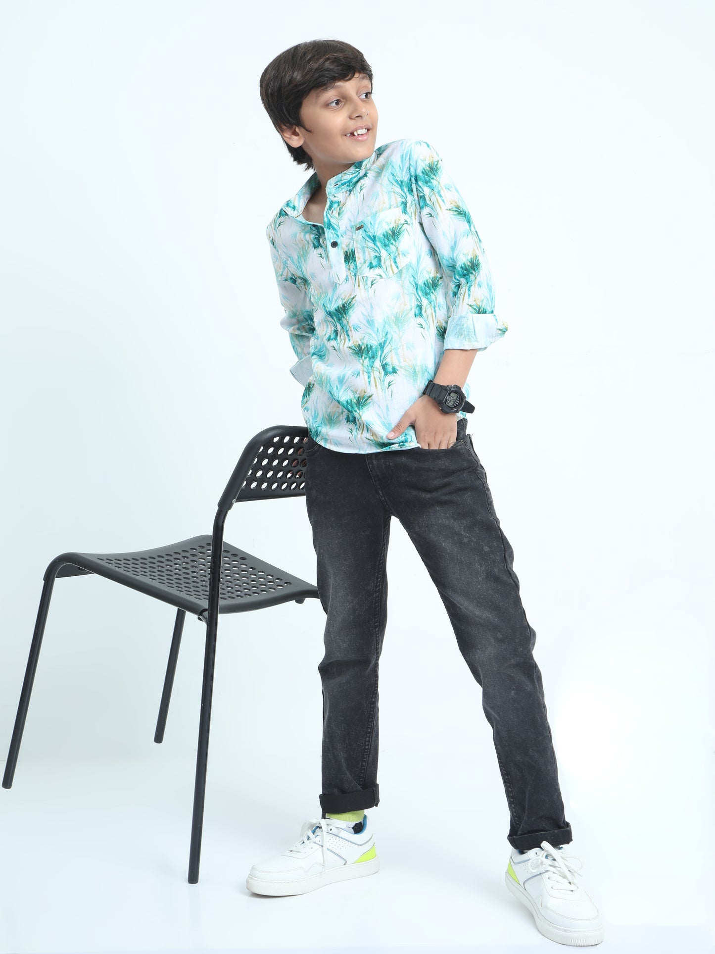 Sia Green Colour Poplin Lycra Printed Shirt